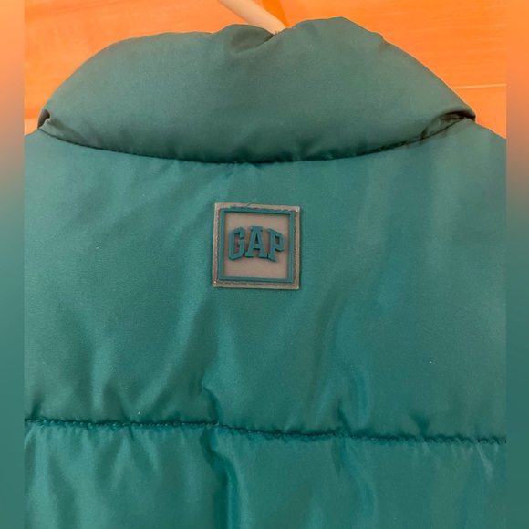 Baby Gap Puffer Vest in green size 2 toddler kids unisex boys and girls - Picture 4 of 9